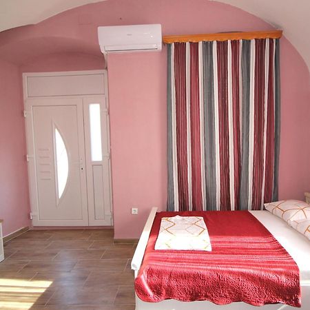 Studio Apartman Maro Senj  Esterno foto